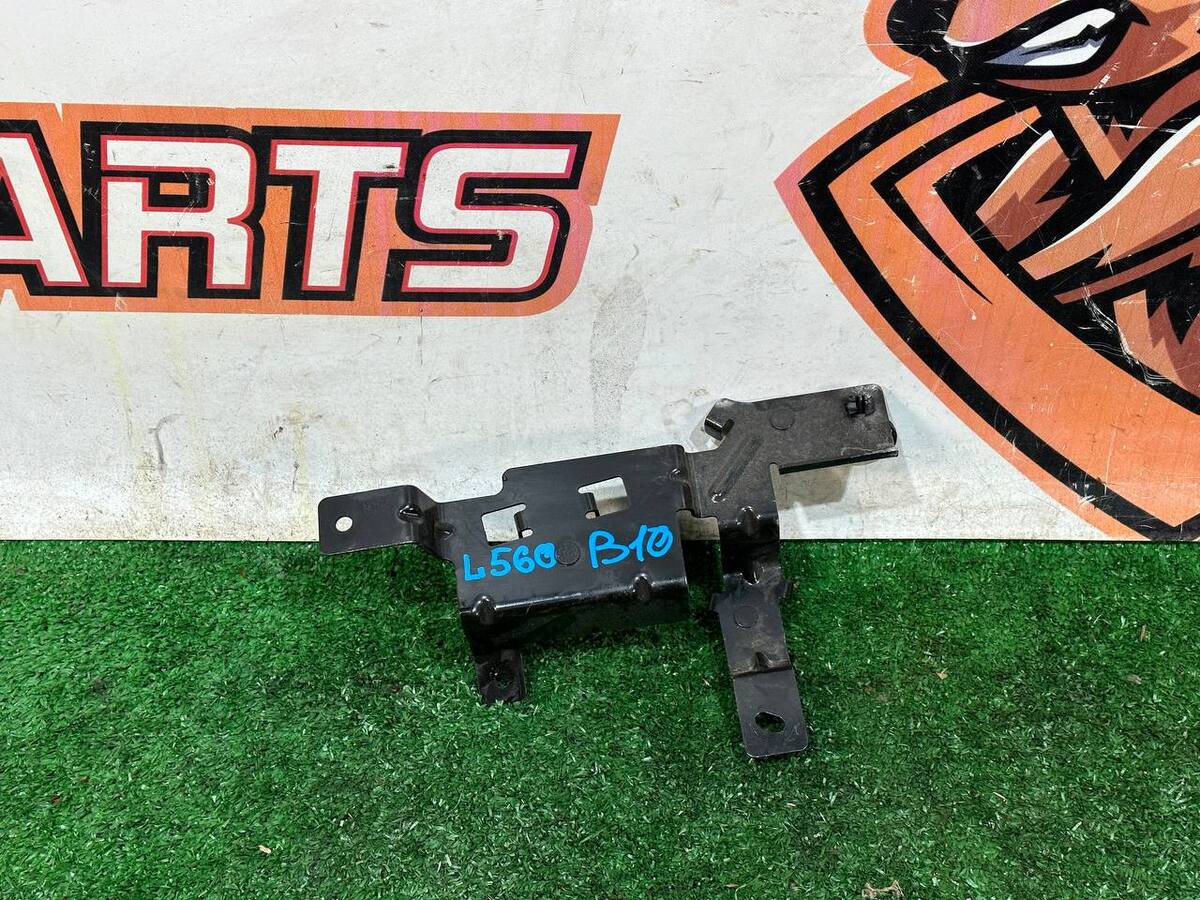 LR144343 Кронштейн проводки Range Rover Velar L560 (2018-)